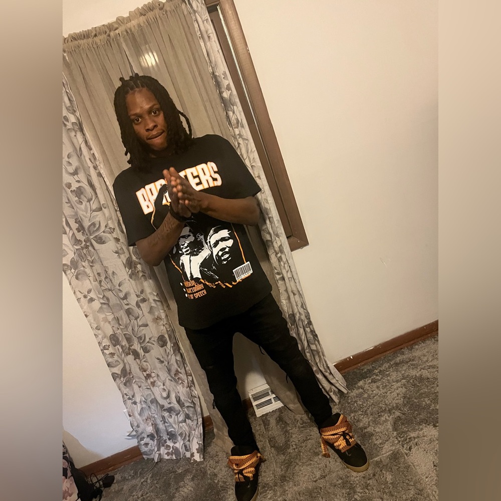 Meet your Posher, Delvon